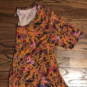 Lularoe floral perfect tee